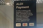 Aldi 超市在澳洲向顧客收取刷卡費用？真相竟是？