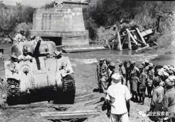 為阻止駐印軍的裝甲部隊前進，日軍在撤退前爆破了前往臘戌的多座橋樑，導致駐印軍的M4A4坦克只能從小溪