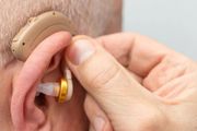 如何為老年人選擇助聽器？這幾點值得好好收藏