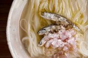 學料理 | 神樂坂「BOLT」的「小魚乾油煮麵」