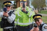 在加拿大當警察可以有多掙錢？