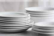 仿瓷和塑膠材質的餐具吃飯會致癌？餐具到底該怎麼選？