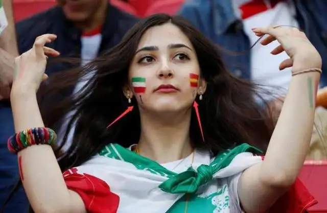 2018年俄羅斯世界盃，伊朗vs西班牙的女球迷