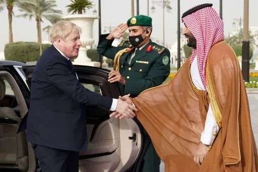今年3月16日，英國首相強森閃電訪問阿拉伯聯合大公國和沙烏地阿拉伯，但他沒有得到這兩個「關鍵國際夥伴