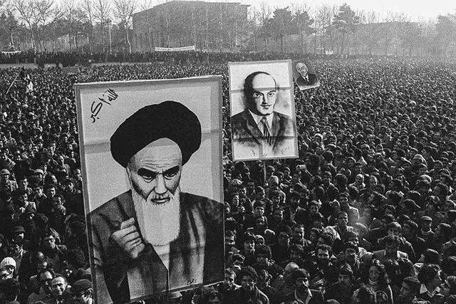 伊斯蘭革命使伊朗成為政教合一國家