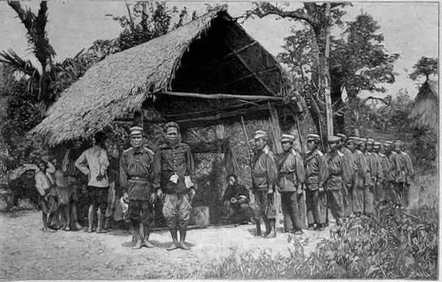 1893年的暹羅軍隊，已經完全西方化