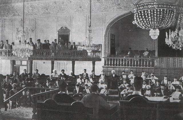 第一屆議會