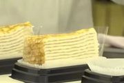 一層餅皮疊一層奶油的千層蛋糕，要什麼操作才能批量疊？ | 有趣的製造