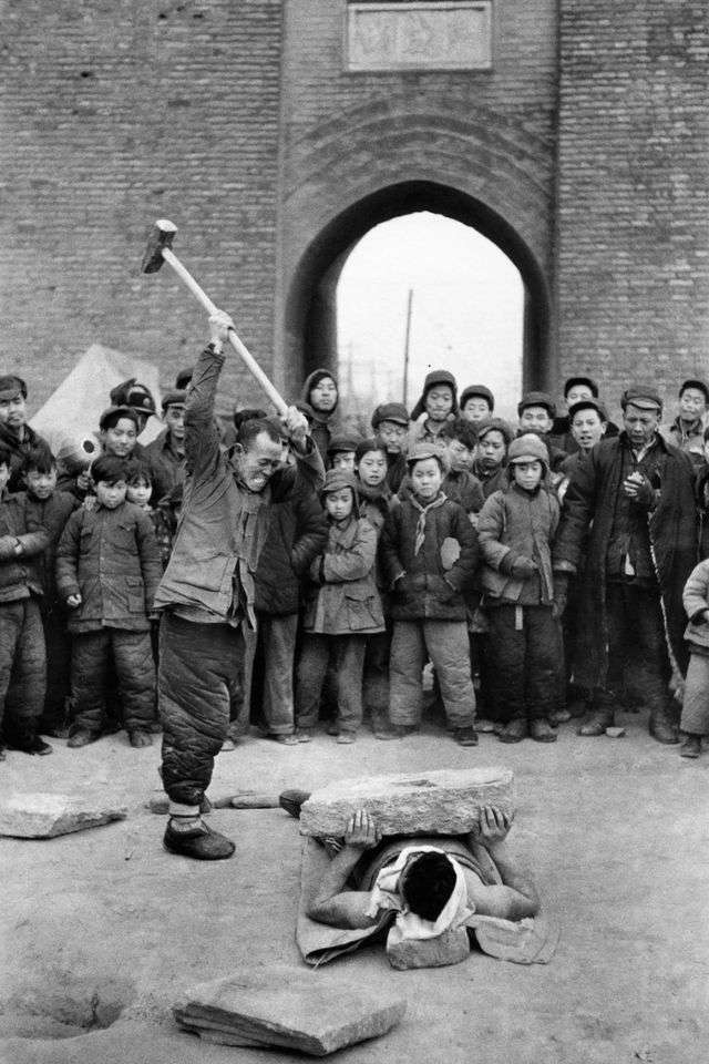 佈列松：北京，魚販，1948年