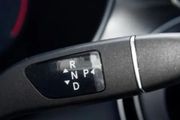 操作杆上這個按鍵，90%的自動擋車主都沒用過