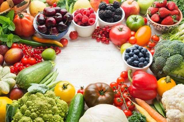 ，注意飲食多樣性，多吃新鮮的蔬菜水果