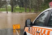 澳洲維州遭遇特大洪水！多地學校停課，火車停運！晚間還會迎來新一輪降雨